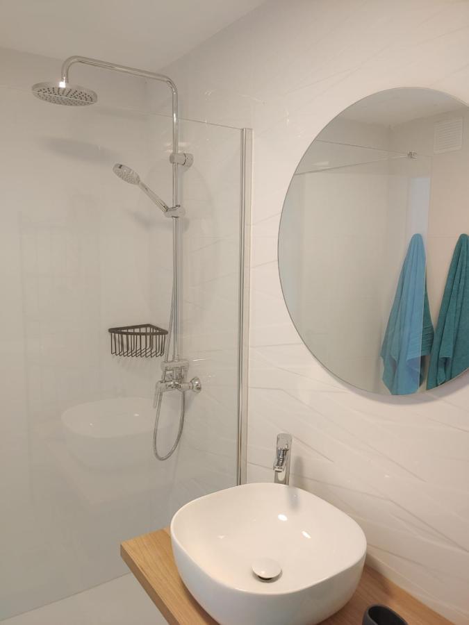 Apartment Namaste- Amazing Sea View & Infinity Pool - Good Wifi - Smart Tv-Residence Senator กอสตา เตกีสเซ ภายนอก รูปภาพ